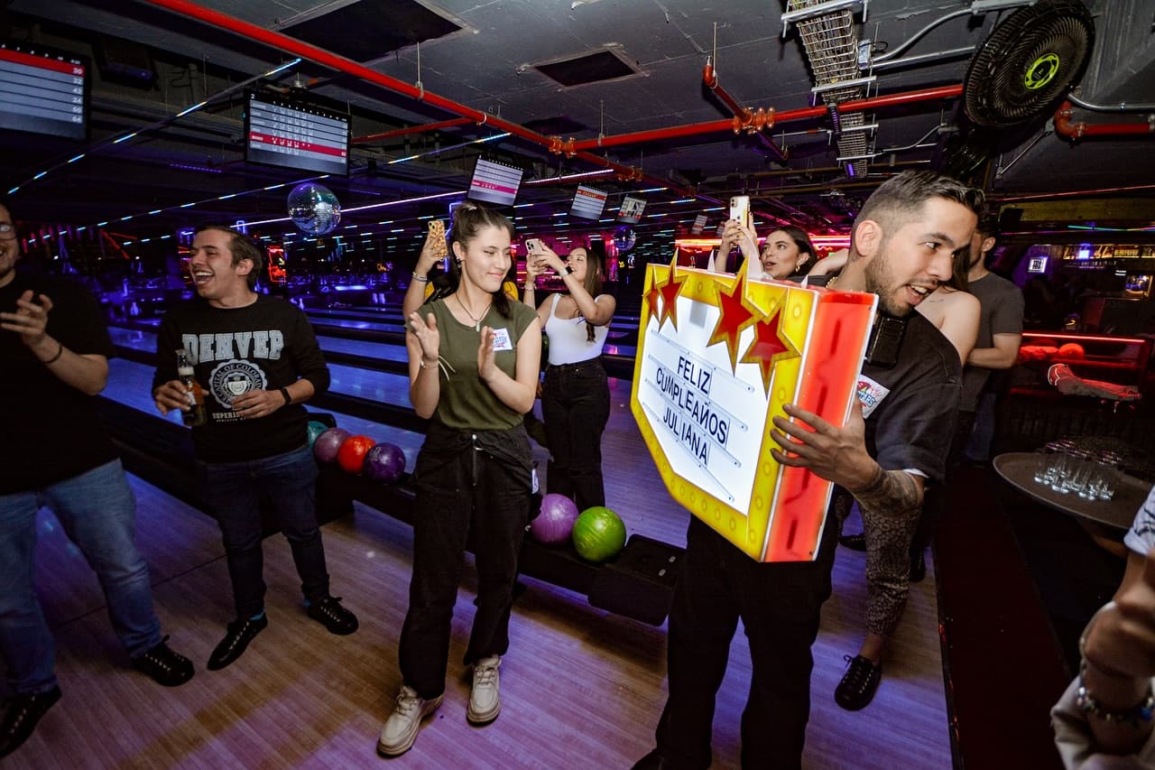 All Star Bowling-754650a2-3e91-44e0-8378-9299d8fda46b