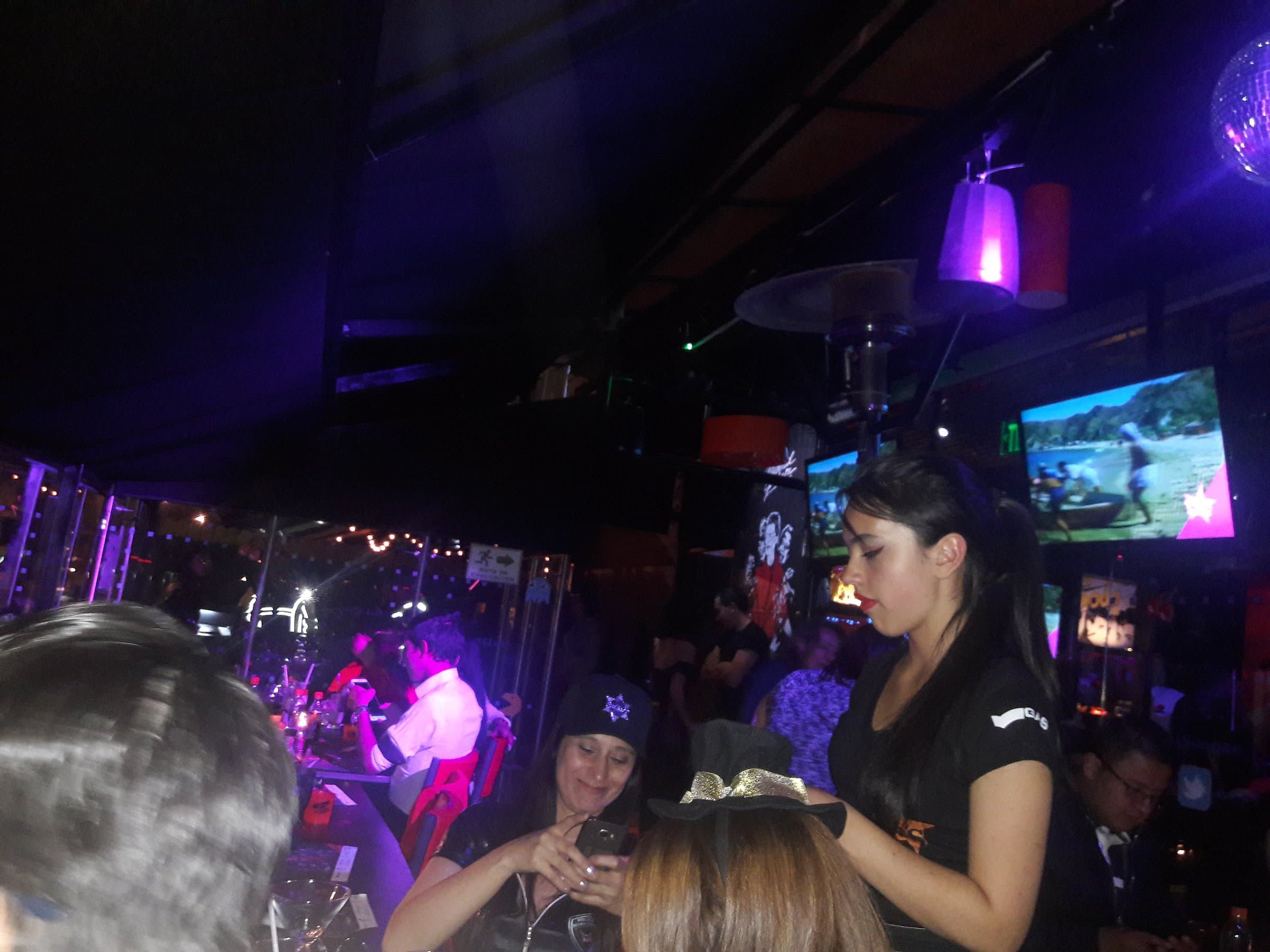 Full 80s Bar-bd93221d-b4fa-416e-ad0f-197754e4a90c